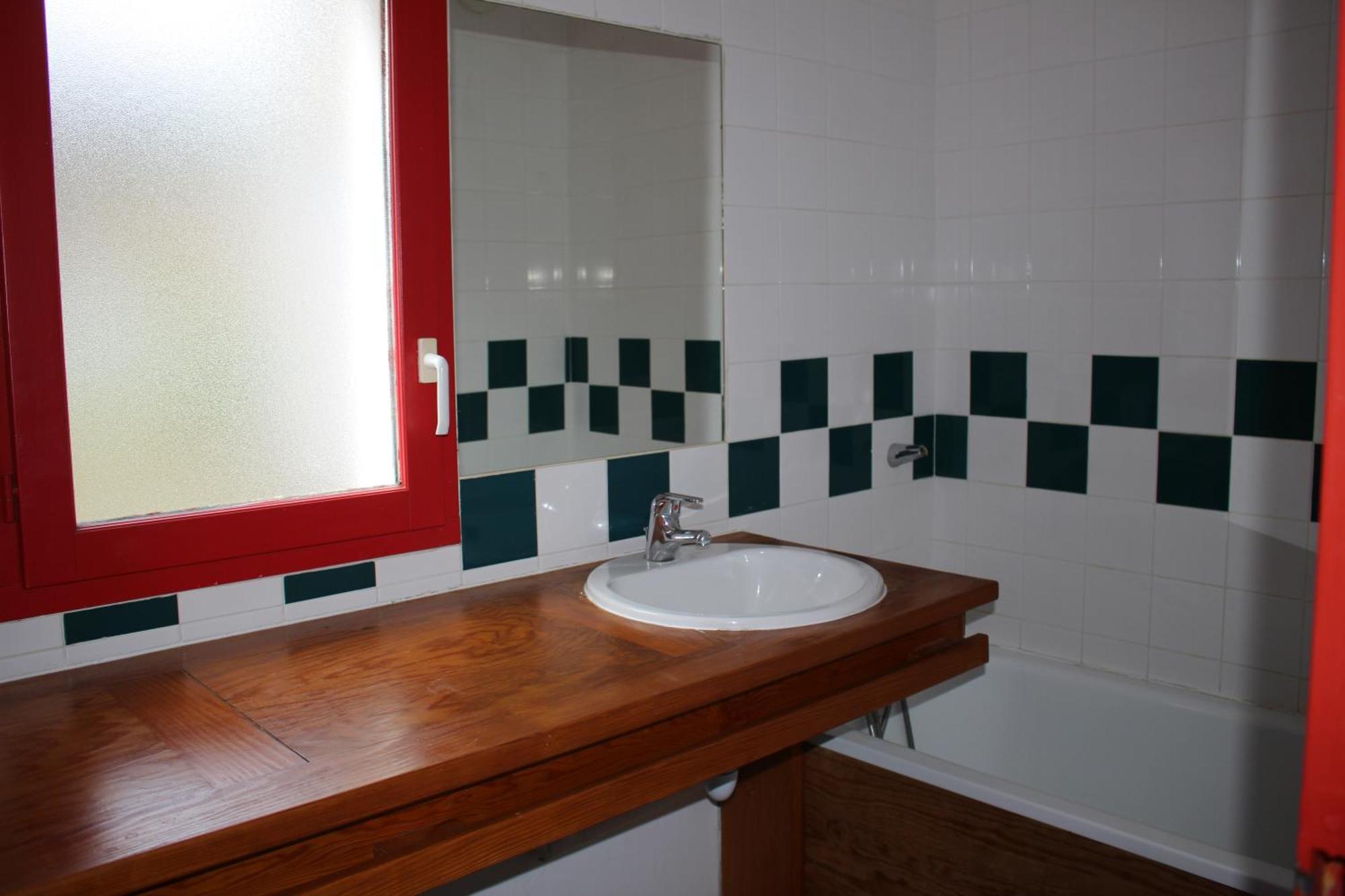 Residence Nemea Les Rives De Saint Brice Ares Exterior photo
